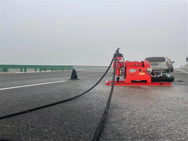 军垦路街道马路路基路面开裂下沉注浆加固灌浆